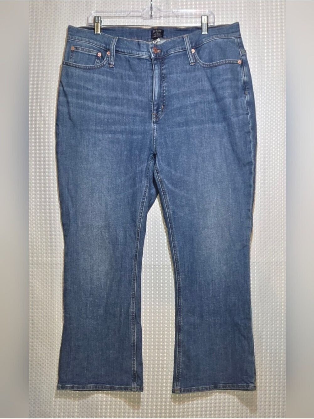 J.Crew Mid-Rise Flare Crop Jeans Size 34 Medium Wash Denim Cropped Wide Leg - Picture 7 of 14